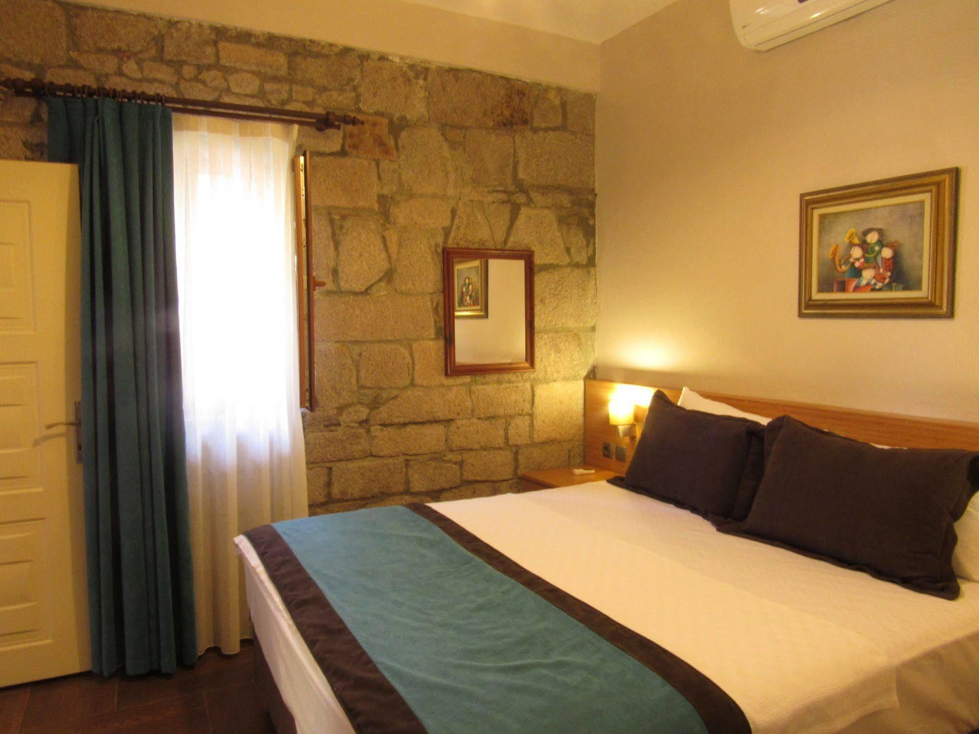 Assos Hunters Hotel (Adults Only) Eksteriør billede